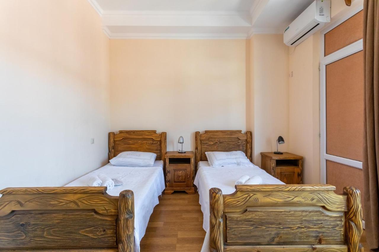Hotel Phasis Kutaisi Exteriér fotografie