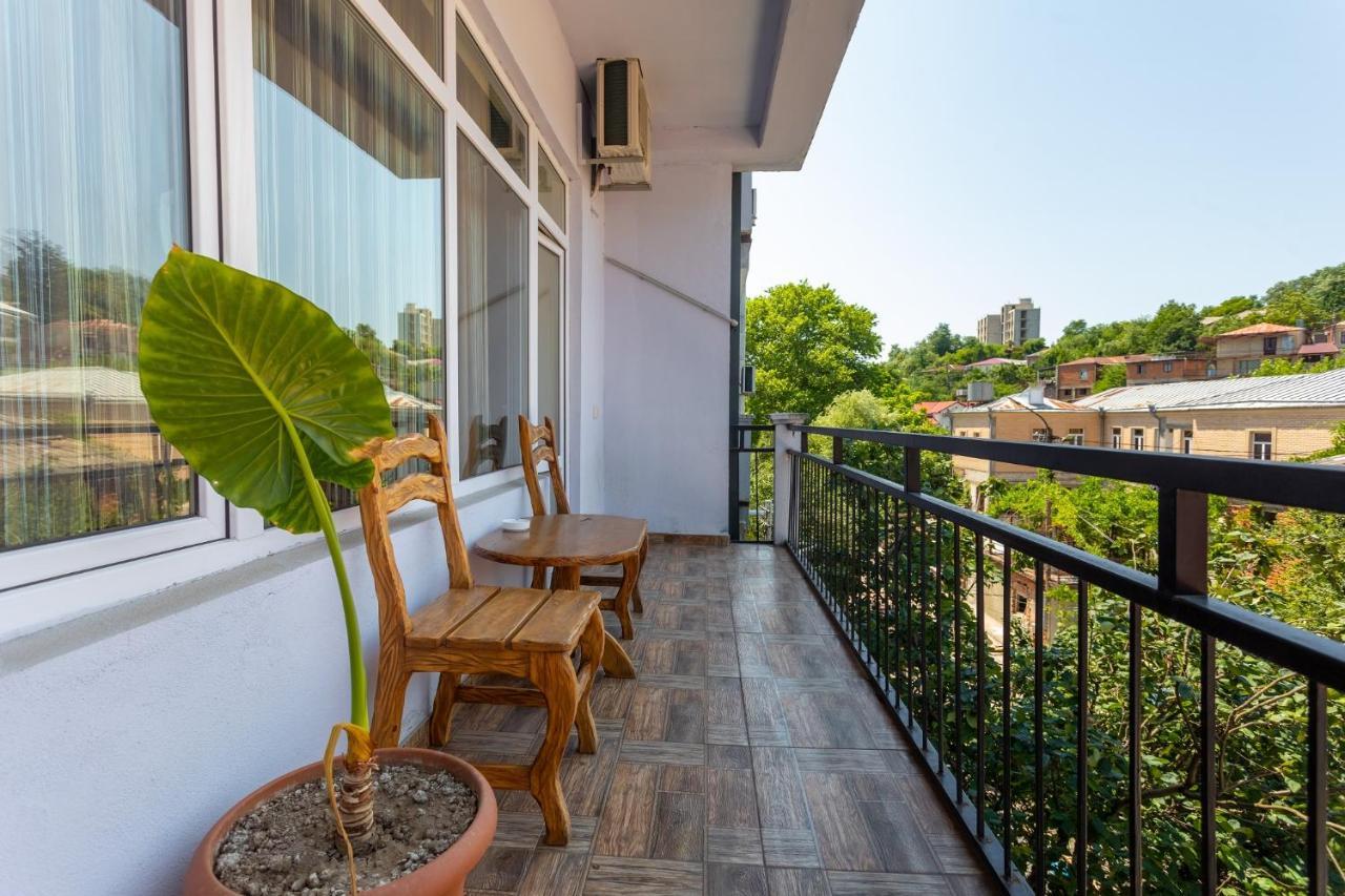 Hotel Phasis Kutaisi Exteriér fotografie