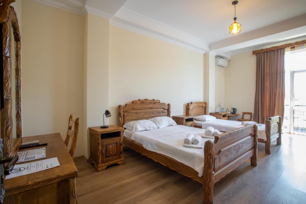 Hotel Phasis Kutaisi Exteriér fotografie