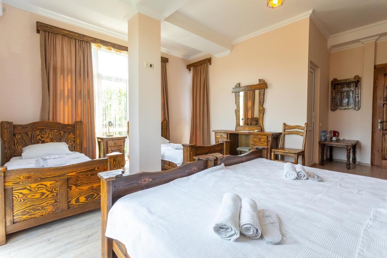 Hotel Phasis Kutaisi Exteriér fotografie