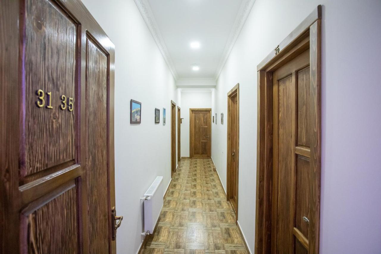 Hotel Phasis Kutaisi Exteriér fotografie